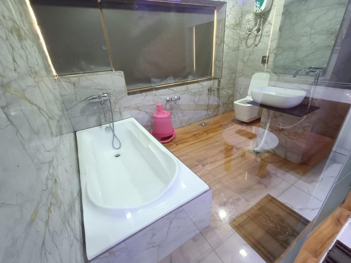 Hotel Rock Ānand 外观 照片